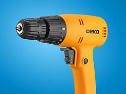 Дрель-шуруповерт всего 1449 ₽